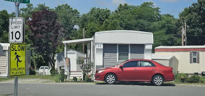 Featherstone Mobile Home Park 3