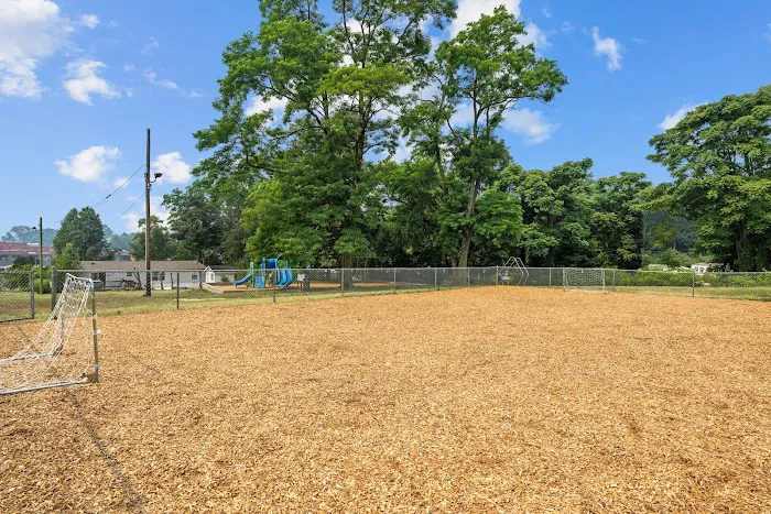 Bel Air Mobile Home Community 4