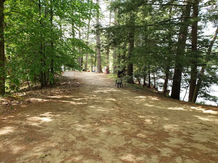 Lake View Cottages 4