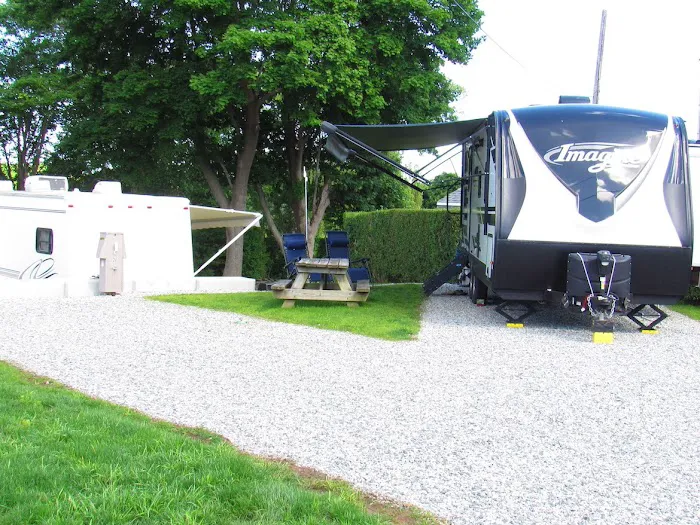 Meadowlark Mobile Home & RV Park 2