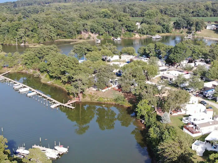 Bush Park Camping Resort 6