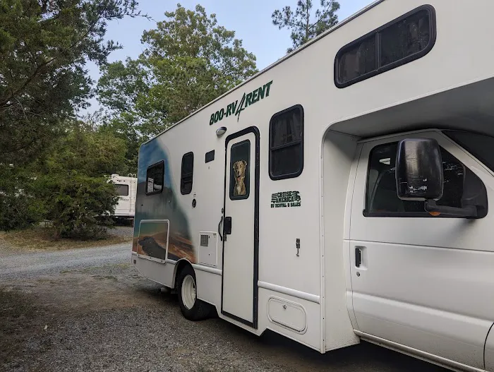 Aquia Pines Camp Resort 8