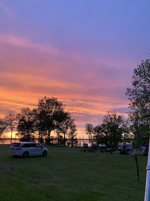 Twin Oaks Campgrounds and Marina 6