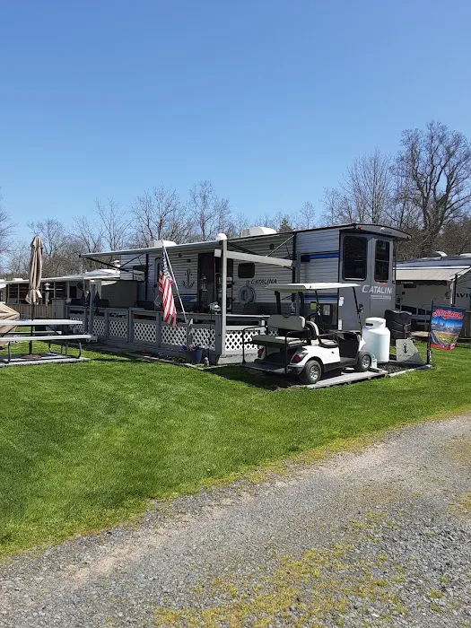 Twin Oaks Campgrounds and Marina 0