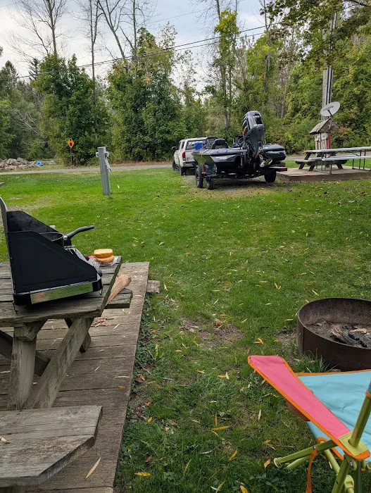 Port Bay RV Park & Campgrounds 9