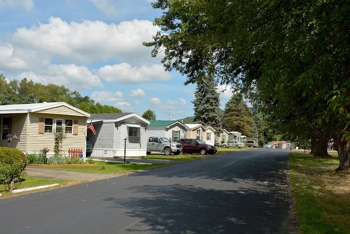 Colonial Village Manufactured Home Community 1