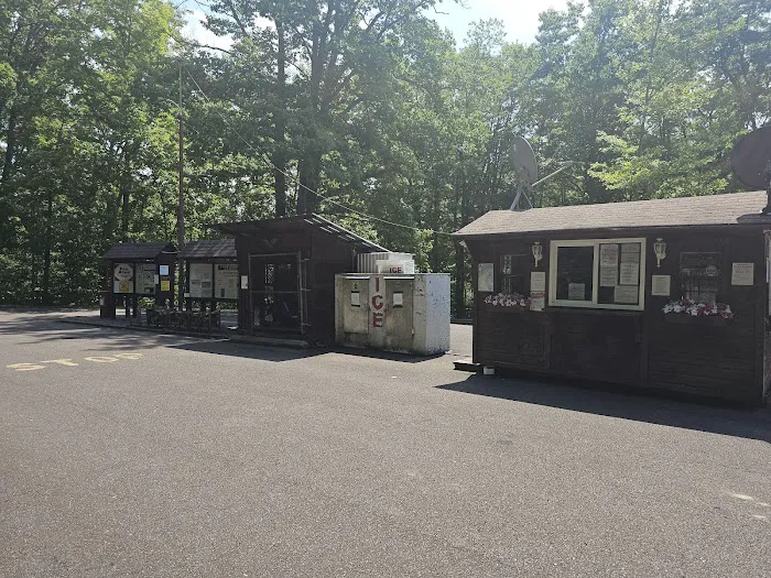 Dewdrop Campground 7