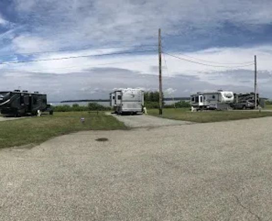 Carr Point Recreation RV Park - US MILITARY INSTALLATION