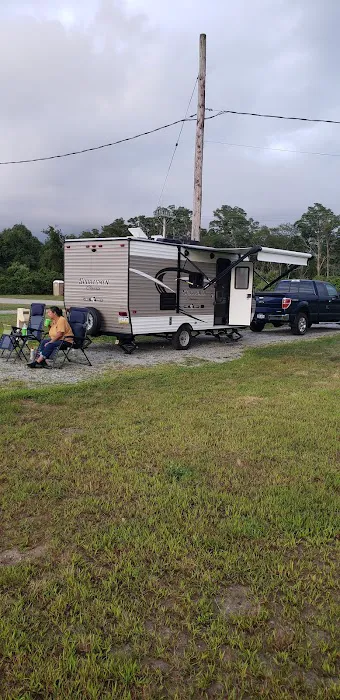 Carr Point Recreation RV Park - US MILITARY INSTALLATION 6