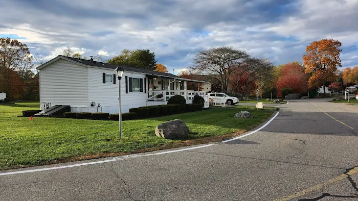 Rockyknoll Estates 0