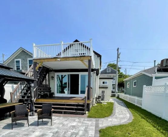 Massachusetts Vacation Rental: 5 Mi to Fall River