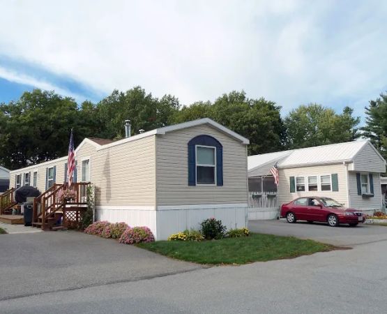 Chelmsford Commons Manufactured Home Community