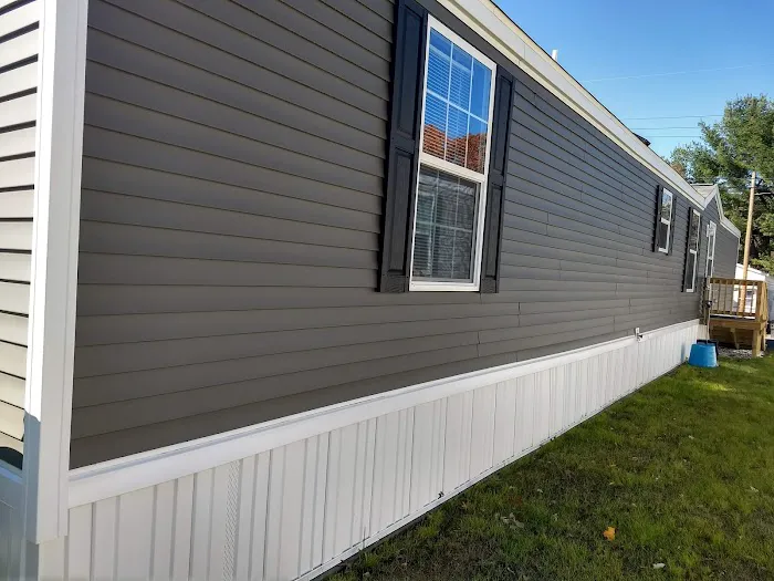 Lakeside Mobile Home Court 3