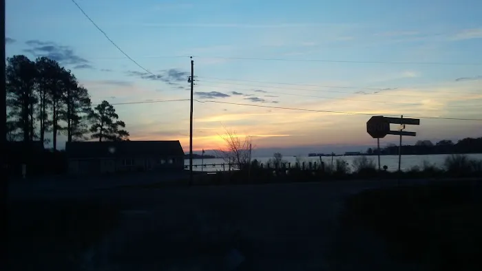 Gwynn’s Island Cottage 0