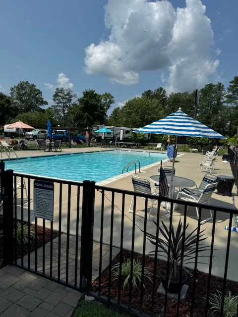 Americamps RV Resort & Cottages 5