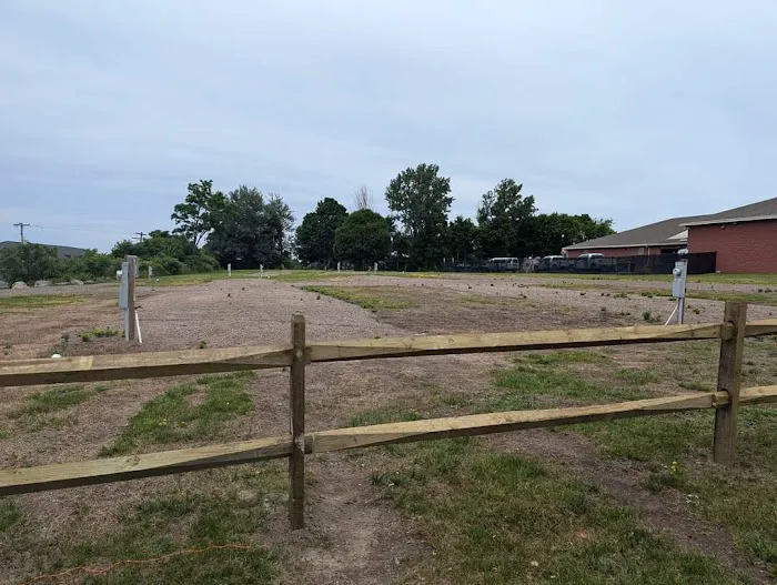 Vinegar Hill RV facility 5