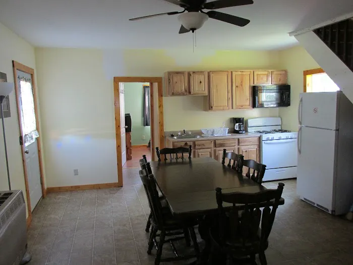 Sunset Park RV & Cabins 3