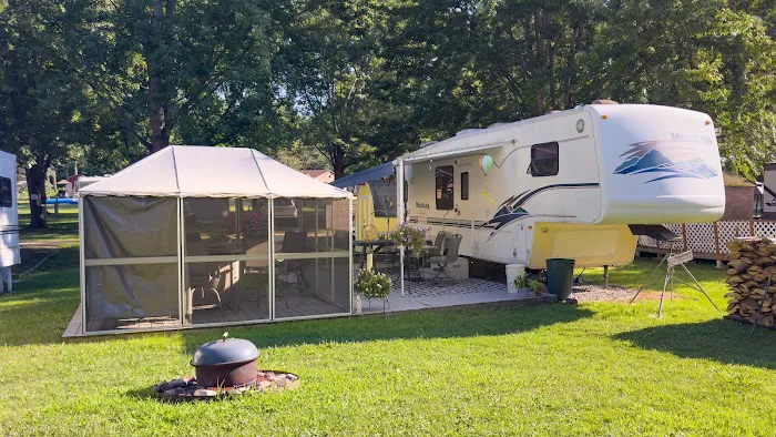 Lake Bluff Campground 8