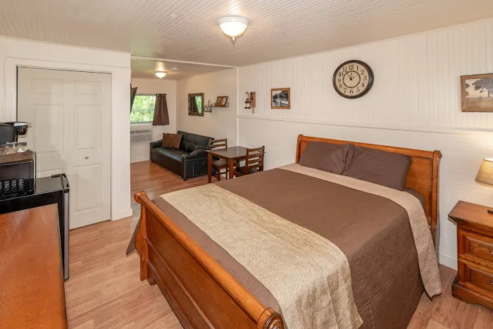 Sun Outdoors Association Island 6