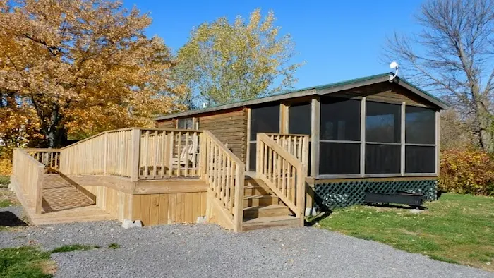 Sun Outdoors Association Island 7