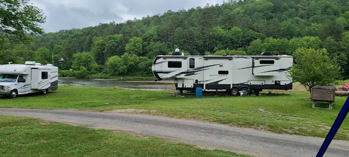 Henderson’s hide-a-way campground 6