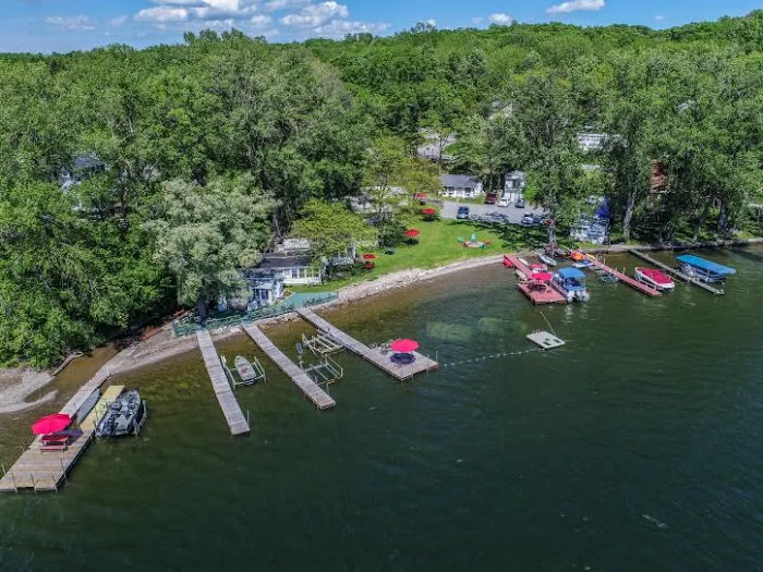 Sunny Shores Cottages 1