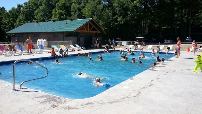 Adventure Bound Camping Resort - Four Winds 4