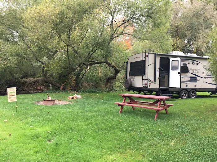 Woodstream Campsite 5