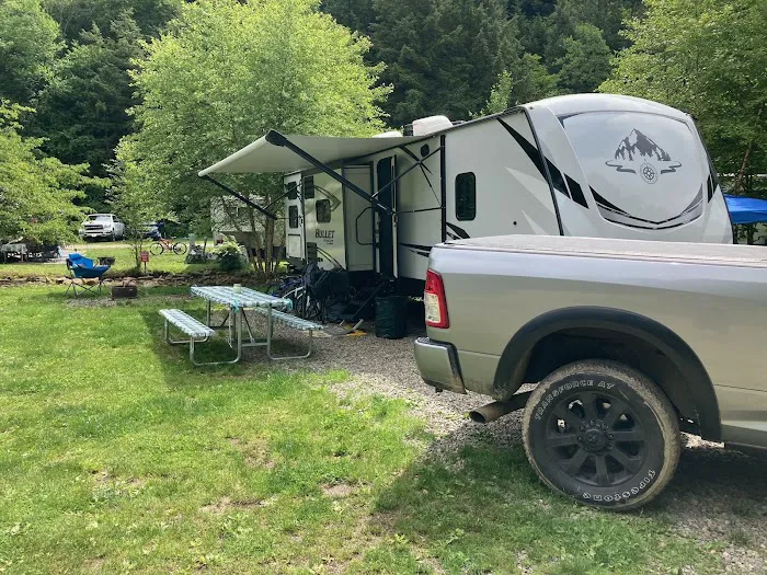 Whispering Winds Campground and Cabins 2