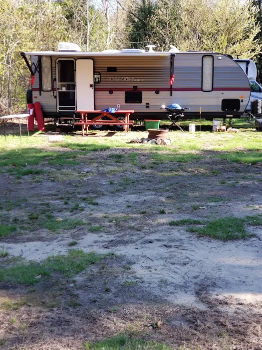 Cozy Pond Camping Resort 2