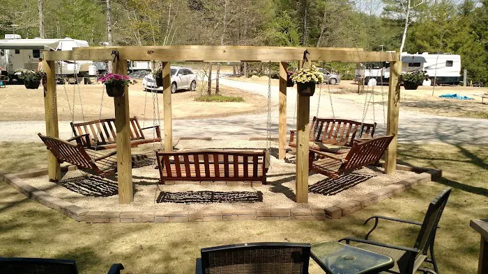 Cozy Pond Camping Resort 7