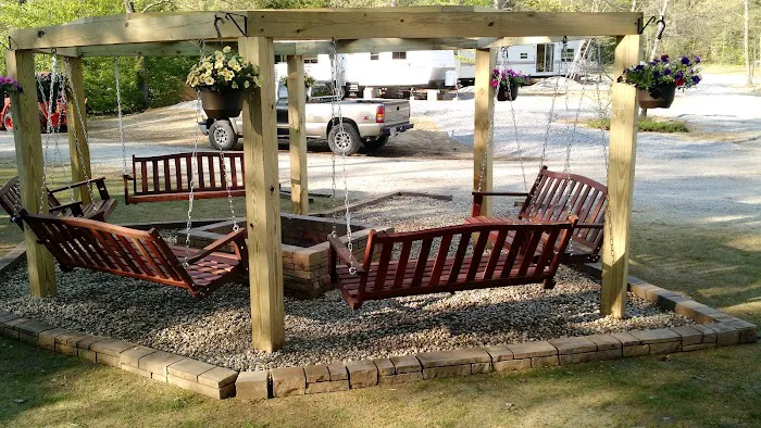 Cozy Pond Camping Resort 4