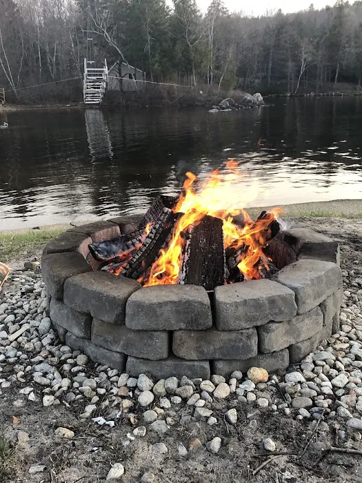 Rocky Point Lodge Cottages 3