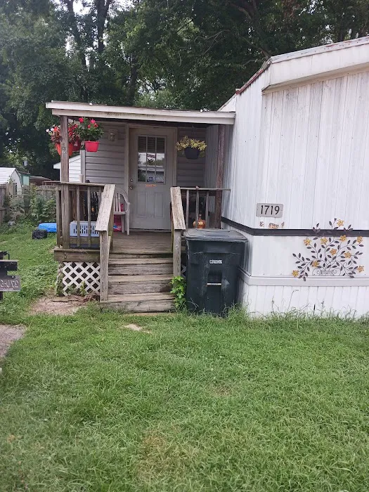 Suburban Mobile Village 5