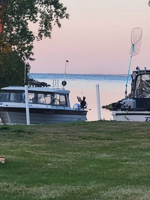 Hughes Marina & Campground 7