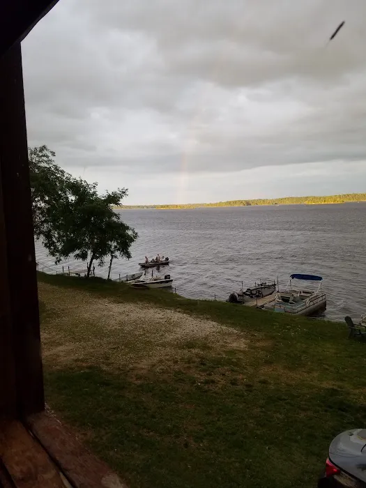 Davis Country Cabins 6