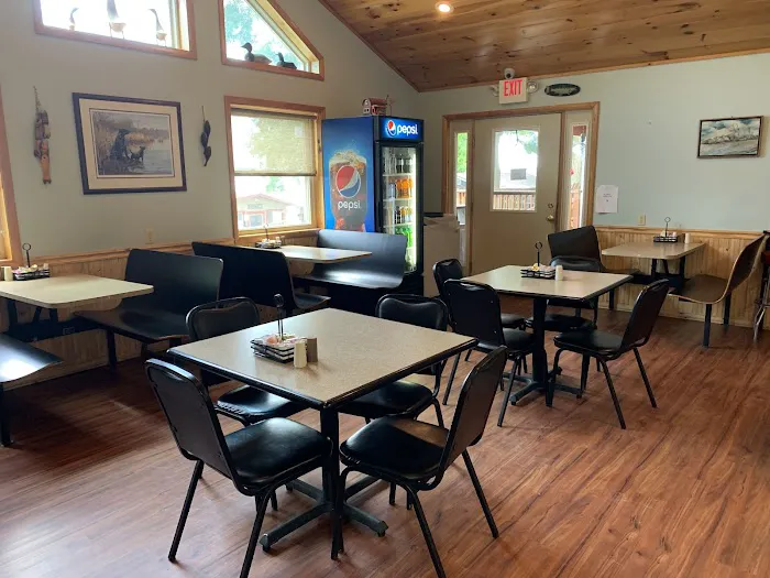 McLear's Cottage Colony and Campground 7