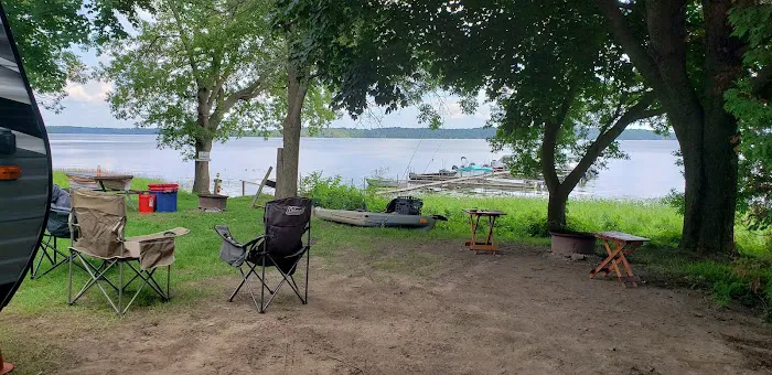 McLear's Cottage Colony and Campground 1