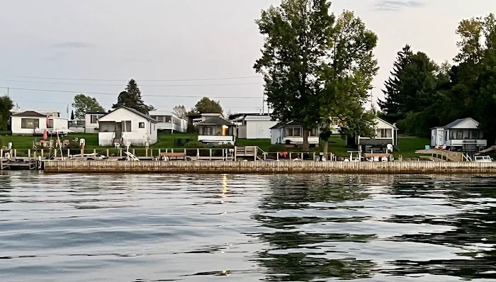 Roosevelt Cottages & Trailer Park 6