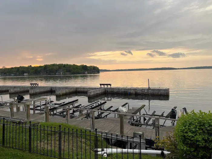 Roosevelt Cottages & Trailer Park 8