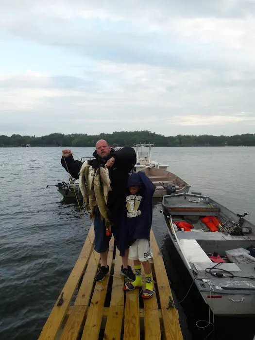 Mil's Motel & Cottages 6