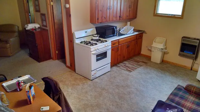 Riverside Acres Campground & Cottages 8