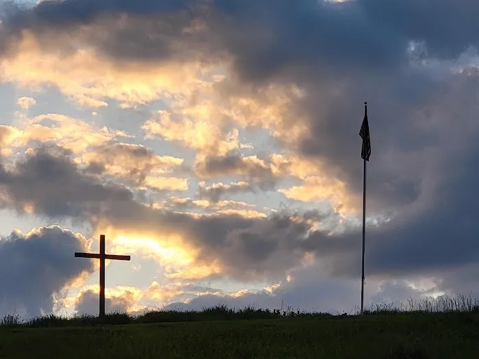 Glamping Clear Spring Maryland 3-Cabin Campground 8