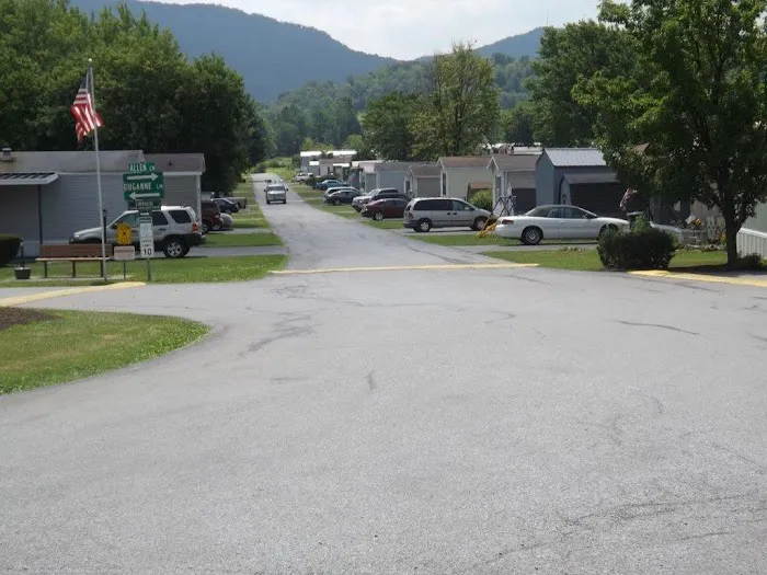 Greendown Acres Manufactured Home Community 3