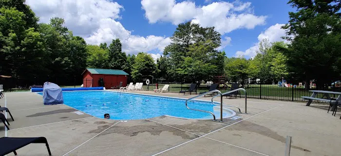 Forest Ridge Cabins and Campgrounds 6