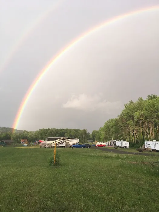 Red's Twilight on the Erie RV Resort 6