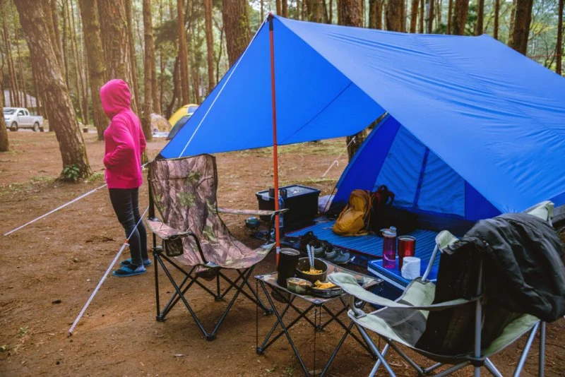 How to Stay Dry While Camping in Rainy Weather