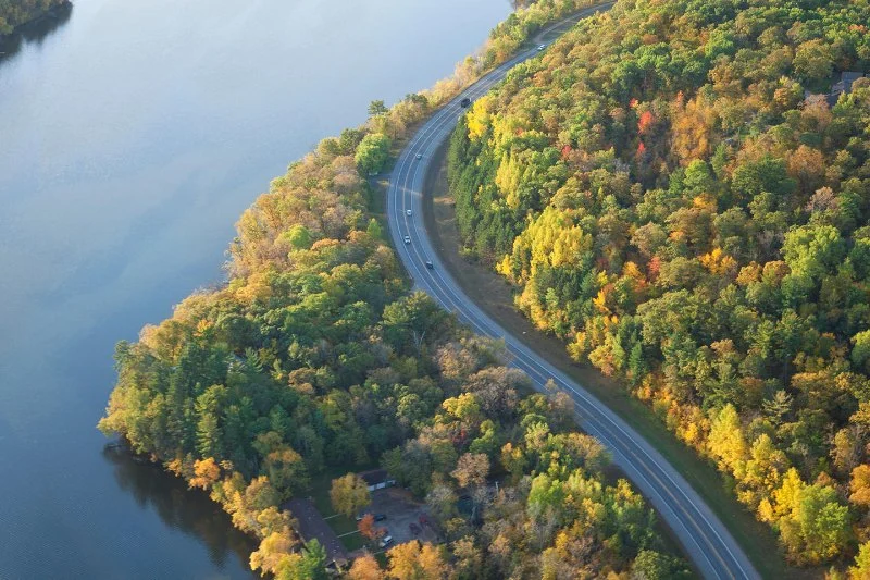 Best Scenic Drives with Campgrounds Along the Route