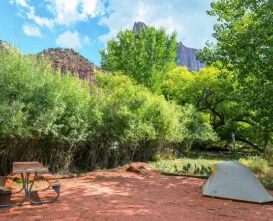 Best Campgrounds Near National Parks in the US