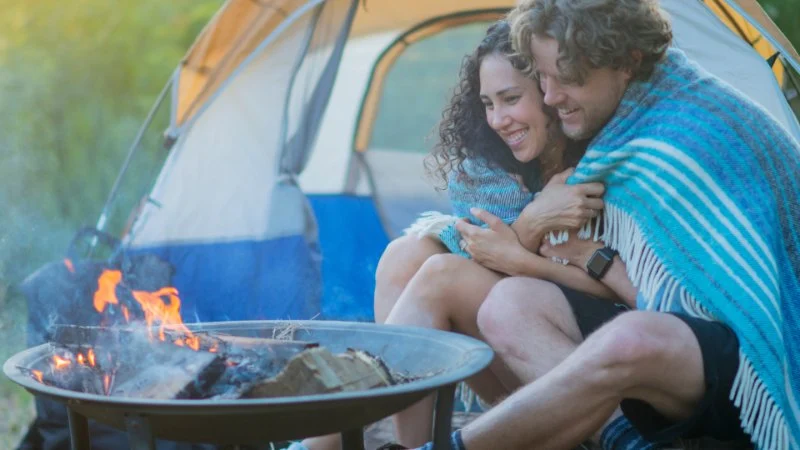 How to Plan a Romantic Camping Getaway: A Complete Guide
